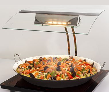 The Delta Uno sneeze guard is supplied in a single overlay model, to be used in conjunction with Glasart’s Thermoelectric Glasses, countertop models. Due to its beauty and portability, it can be placed in strategic places to highlight a dish, delicacies or other options you wish to present.