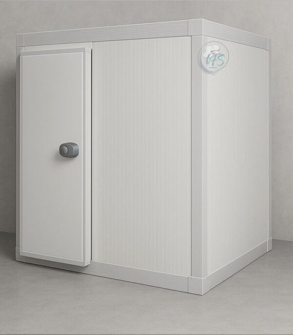 Commercial refrigeration walk-in cooler with insulated panels