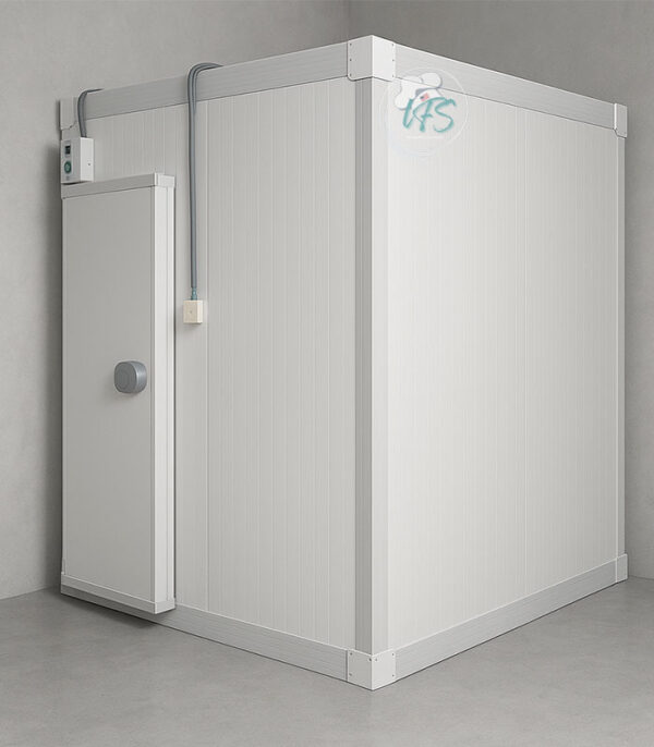 Commercial refrigeration walk-in cooler with insulated panels